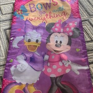 Zippered sleeping bag